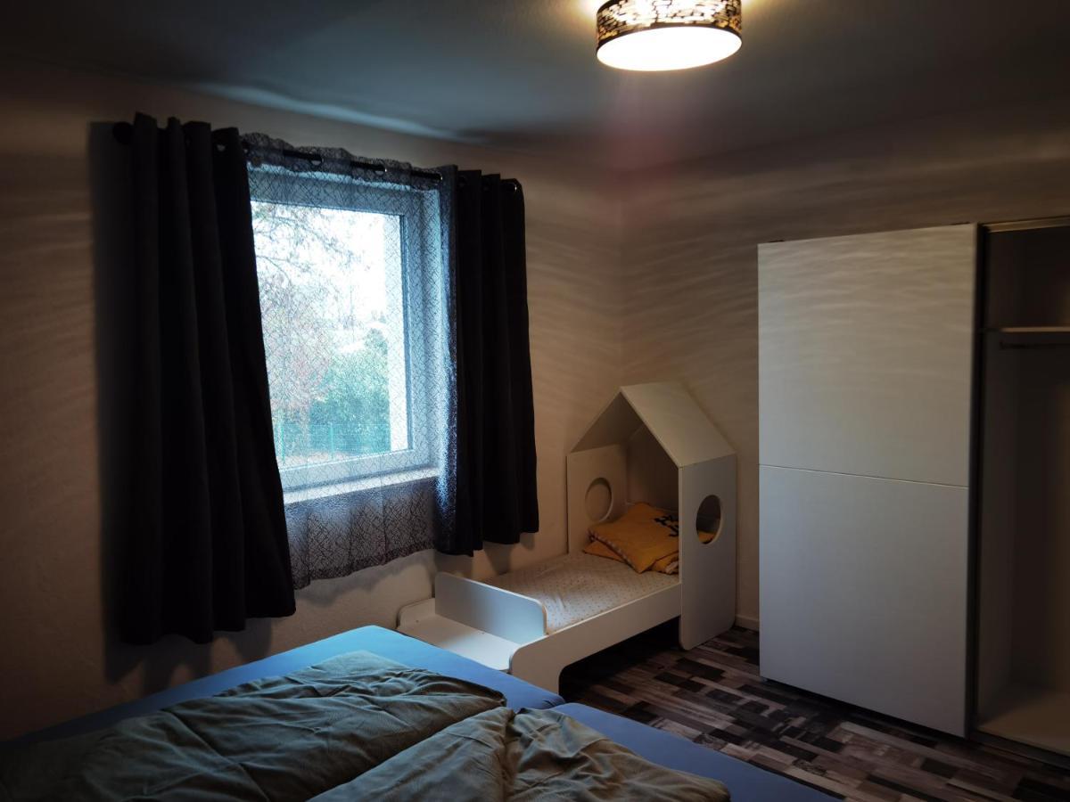 Modernes Behagliches Haus Mit Kamin, Terrasse Und Garten Μαγδεβούργο Εξωτερικό φωτογραφία